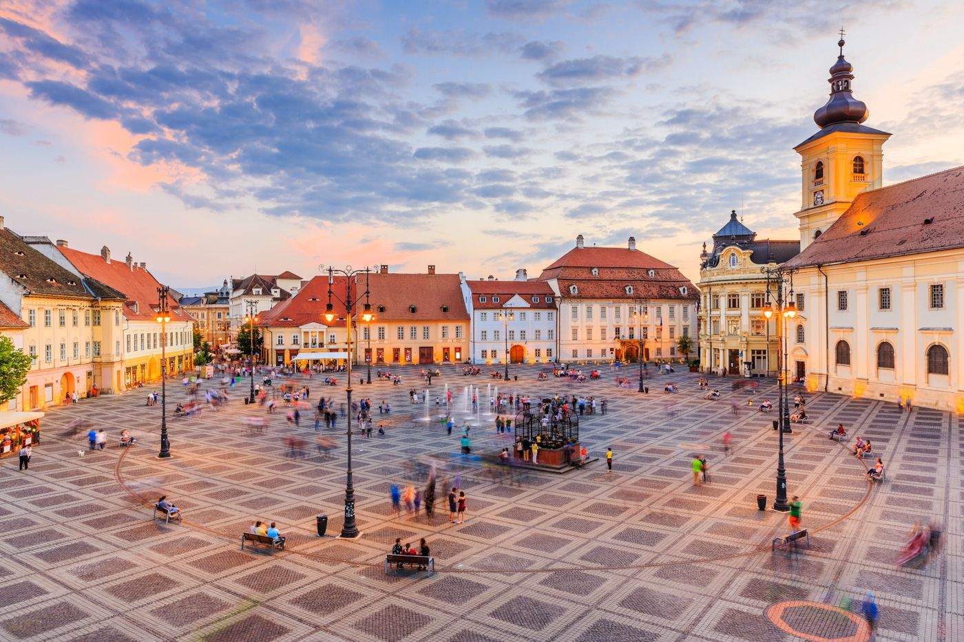 Carantin De Noapte n Municipiul Sibiu Rata De Infectare A Dep it 8 