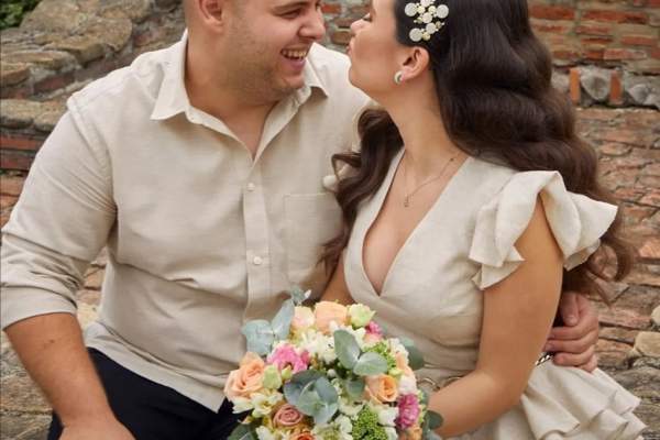 Alexandru Bădițoaia s-a căsătorit civil. Fostul concurent de la Chefi la cuțite a făcut publice primele imagini din ziua cea mare: ”S-a râs mult” / FOTO