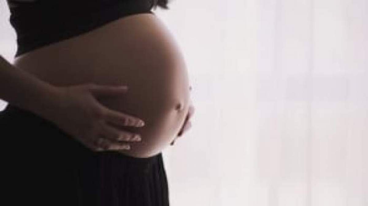 imagine cu o gravidă