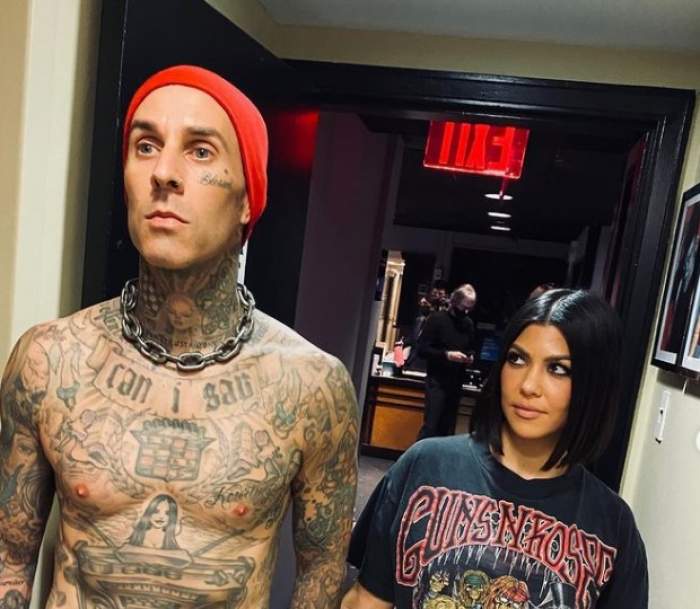 Kourtney Kardashian, alături de logodnicul ei Travis Barker