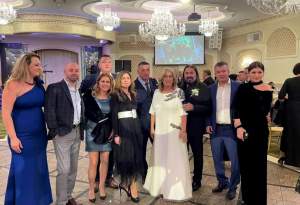 Primele imagini de la nunta lui Gheorghe Gheorghiu cu partenera sa, Gabriela Băncescu. Nași le-au fost Maria Dragomiroiu și Bebe Mihu / VIDEO