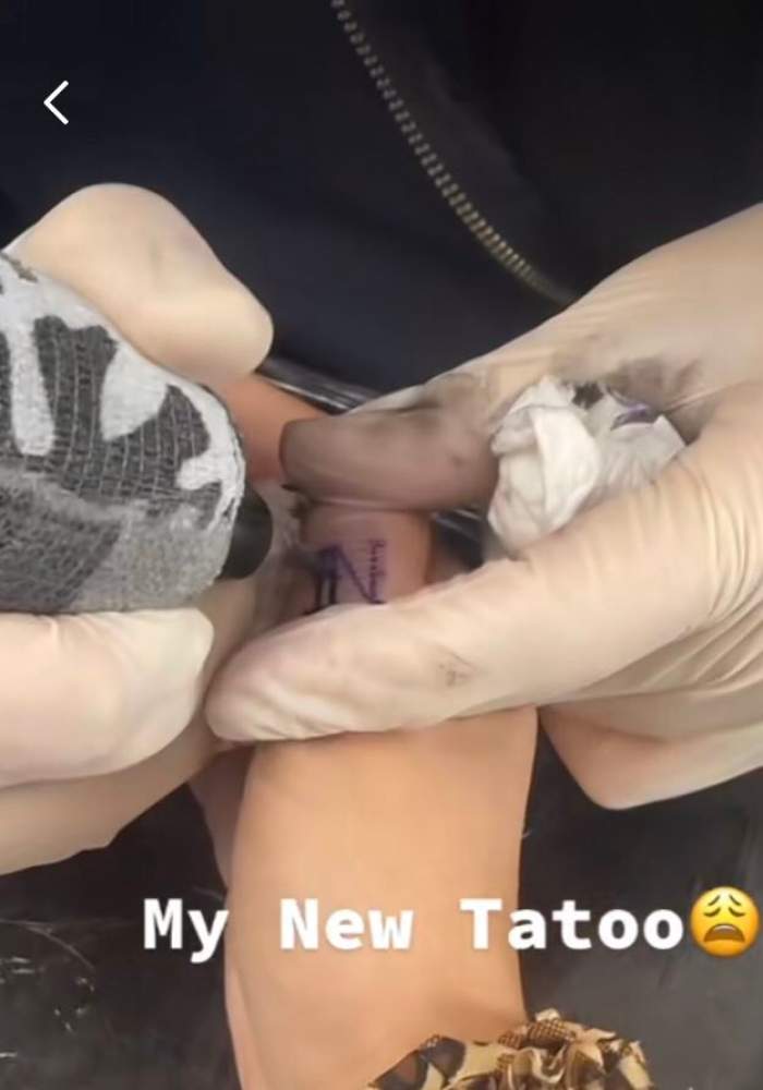 Narcisa Moisa, tatuaj special pentru copiii ei. Ce și-a scris celebra manelistă pe ambele mâini: ”Nu mă opresc aici” / FOTO