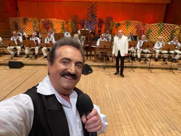 petrica matu stoian la concert selfie