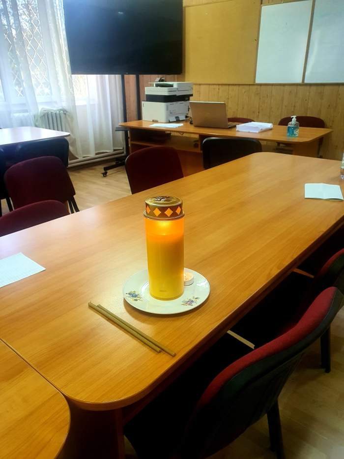 O profesoară cunoscută din Iași a fost răpusă de Covid-19. Oana tocmai împlinise vârstă de 40 de ani