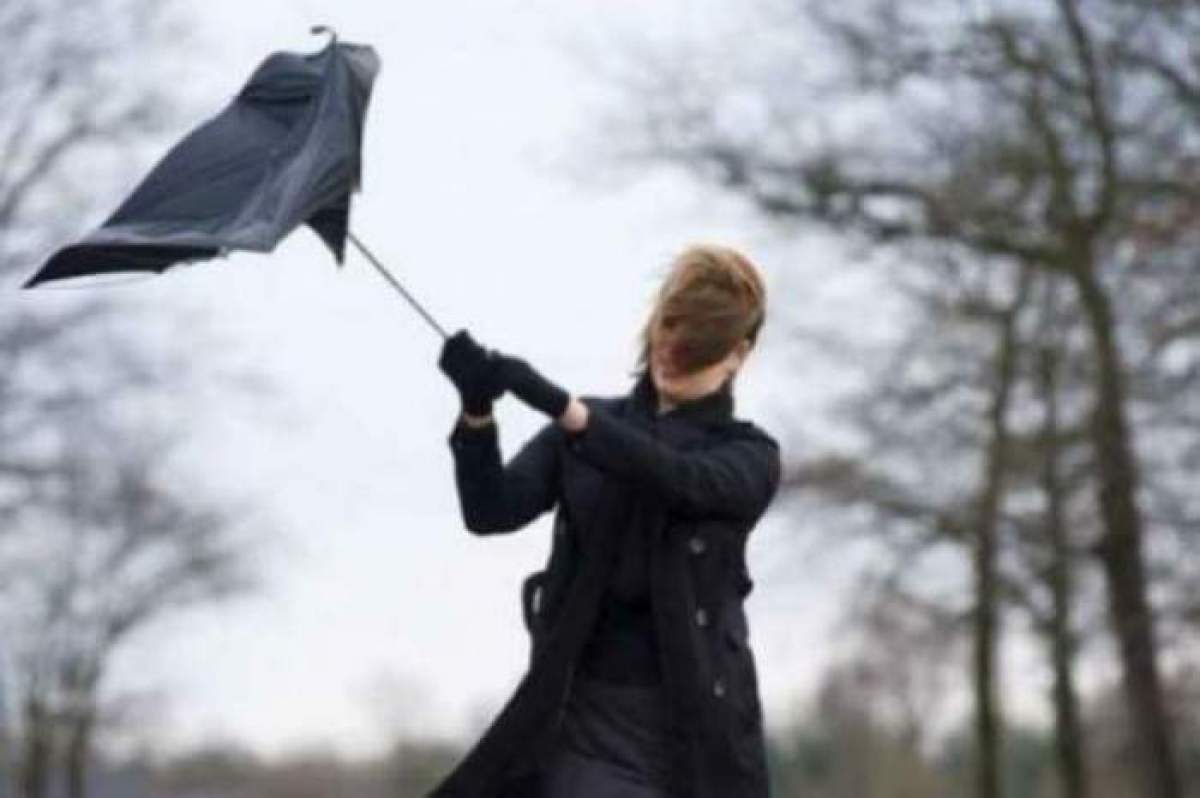 Cod galben de vânt puternic în următoarele ore. Care sunt zonele vizate de alerta meteo