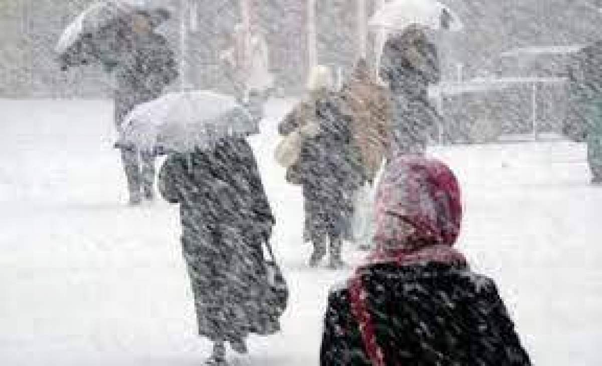 Vine frigul în România! Lapoviță și ninsoare începând cu zilele următoare. Anunțul făcut de ANM