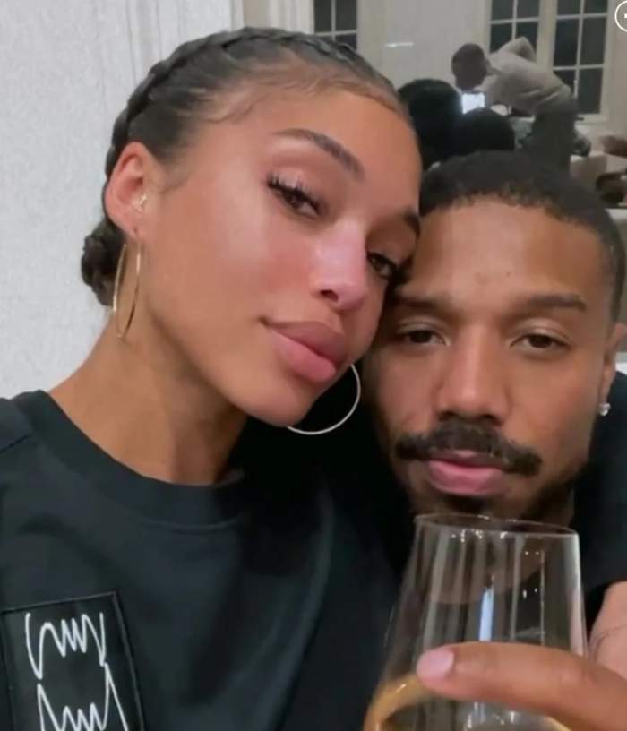 Michael B. Jordan, ipostaze romantice alături de iubita lui. Cel mai sexy bărbat din lume în 2020 este îndrăgostit