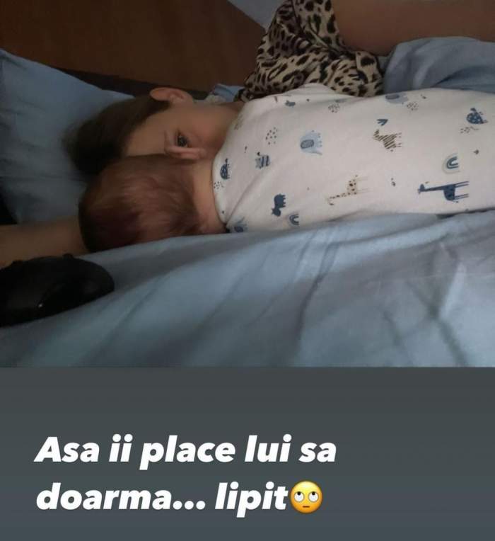 Cum doarme fiul Gabrielei Prisăcariu și al lui Dani Oțil. Soția prezentatorului TV nu a ezitat și a făcut publică imaginea: "Așa îi place lui" / FOTO