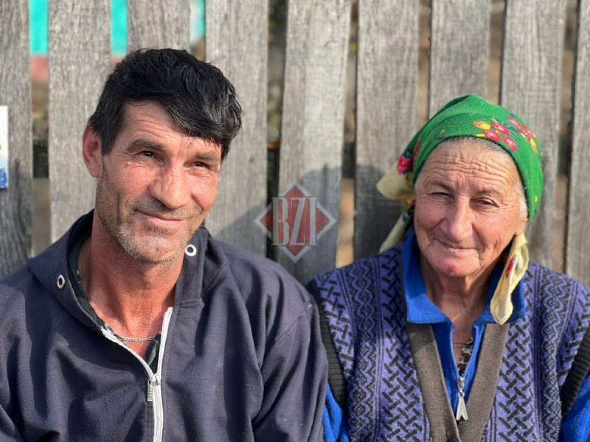 O femeie de 76 de ani din Iași a îmbrăcat rochia de mireasa pentru un bărbat cu 30 de ani mai tânăr. Ce poveste de iubire îi leagă
