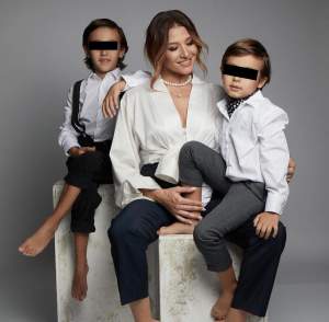 Claudia Pătrășcanu, mesaj emoționant de ziua onomastică a copiilor ei. Imagini rare cu cei trei: ''Mă ajută să fiu un om bun” / FOTO