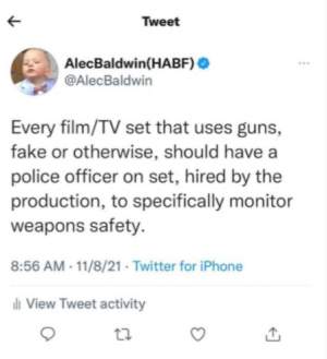 Alec Baldwin vrea să angajeze pe platourile de filmare poliţişti. Celebrul actor, măsuri de precauție pentru a monitoriza siguranţa armelor