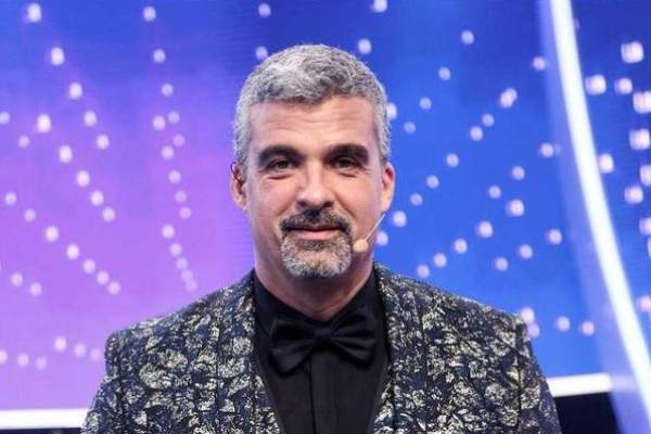 Aurelian Temișan, fotografie de colecție cu familia. Cum s-a pozat alături de partenera de viață și fiica lor / FOTO