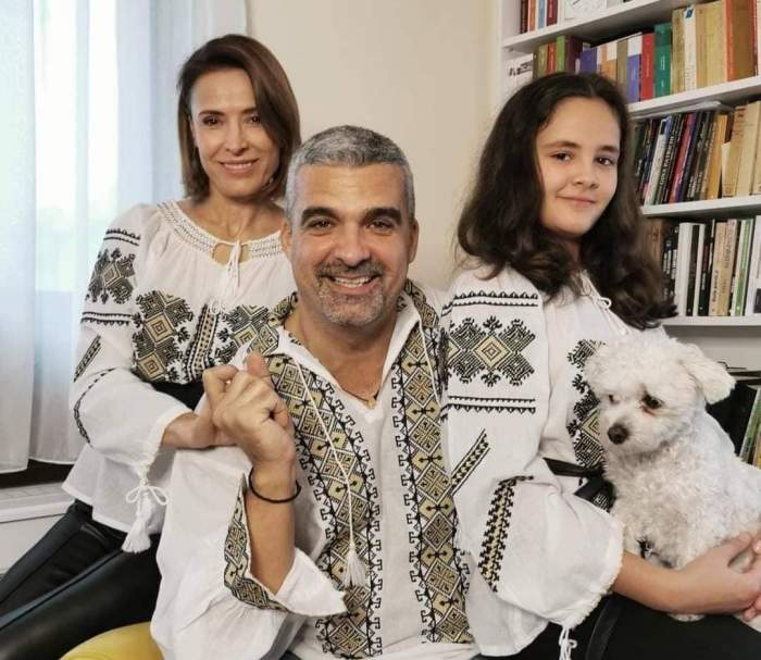 Aurelian Temișan, fotografie de colecție cu familia. Cum s-a pozat alături de partenera de viață și fiica lor / FOTO