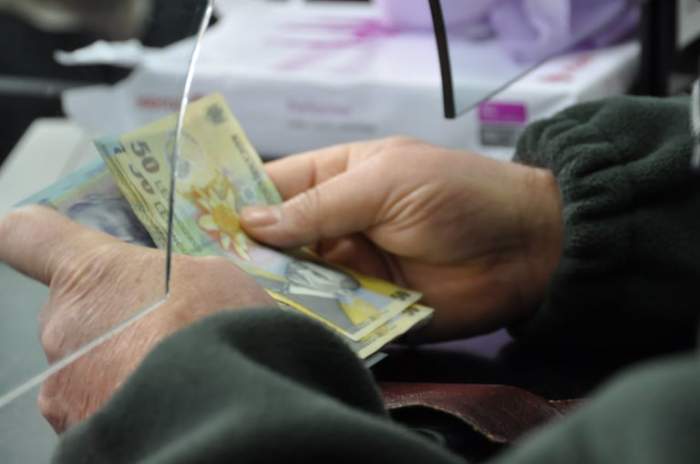 Românii care nu își vor plăti la timp impozitele și contribuțiile ar putea fi sancționați cu închisoare de la 1 la 5 ani. Ce prevede un nou proiect de lege
