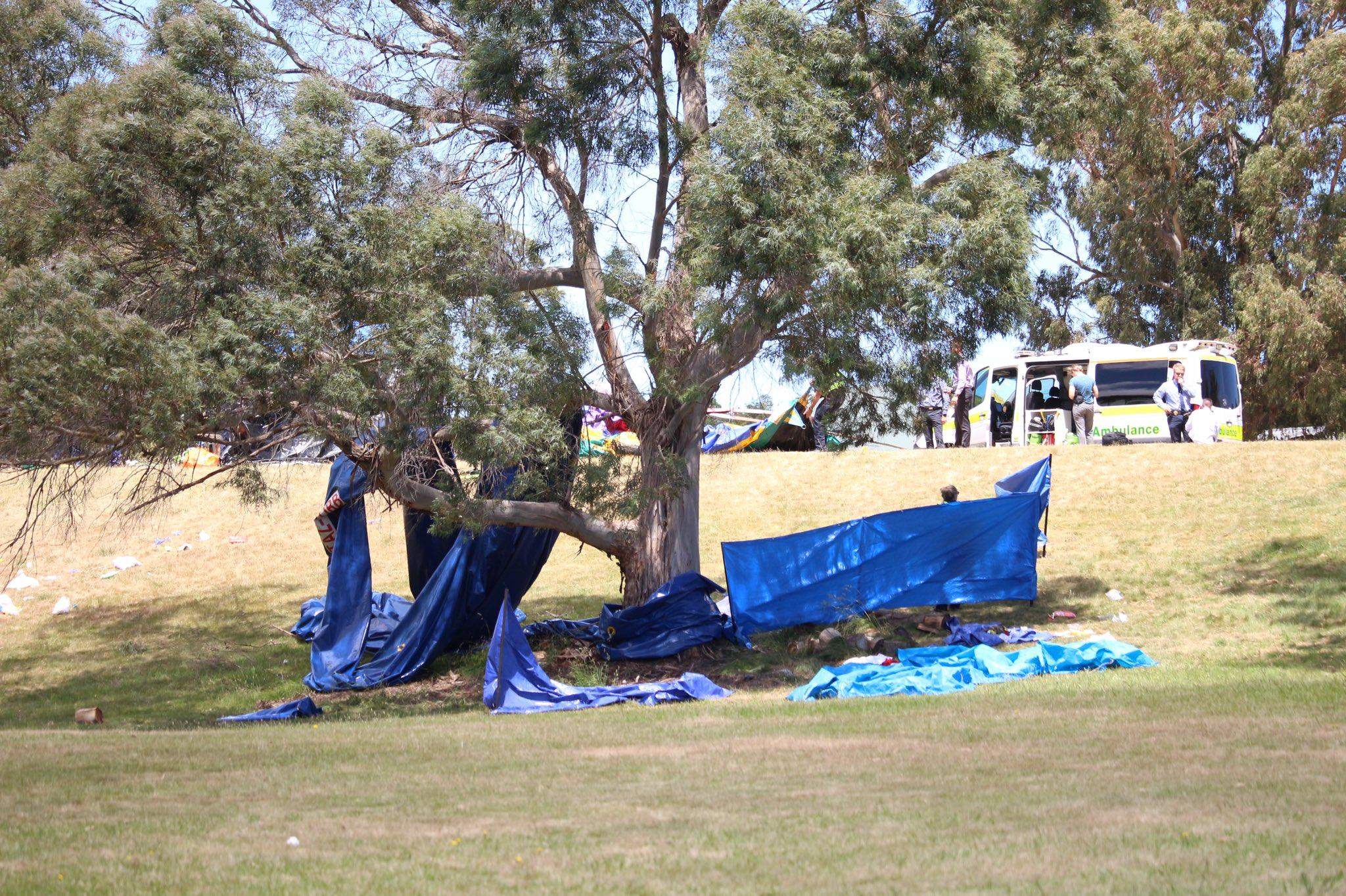 Cine sunt cei cinci copii morţi în castelul gonflabil luat de vânt în Australia. Alţi patru sunt grav răniţi: "Ni se frâng inimile"