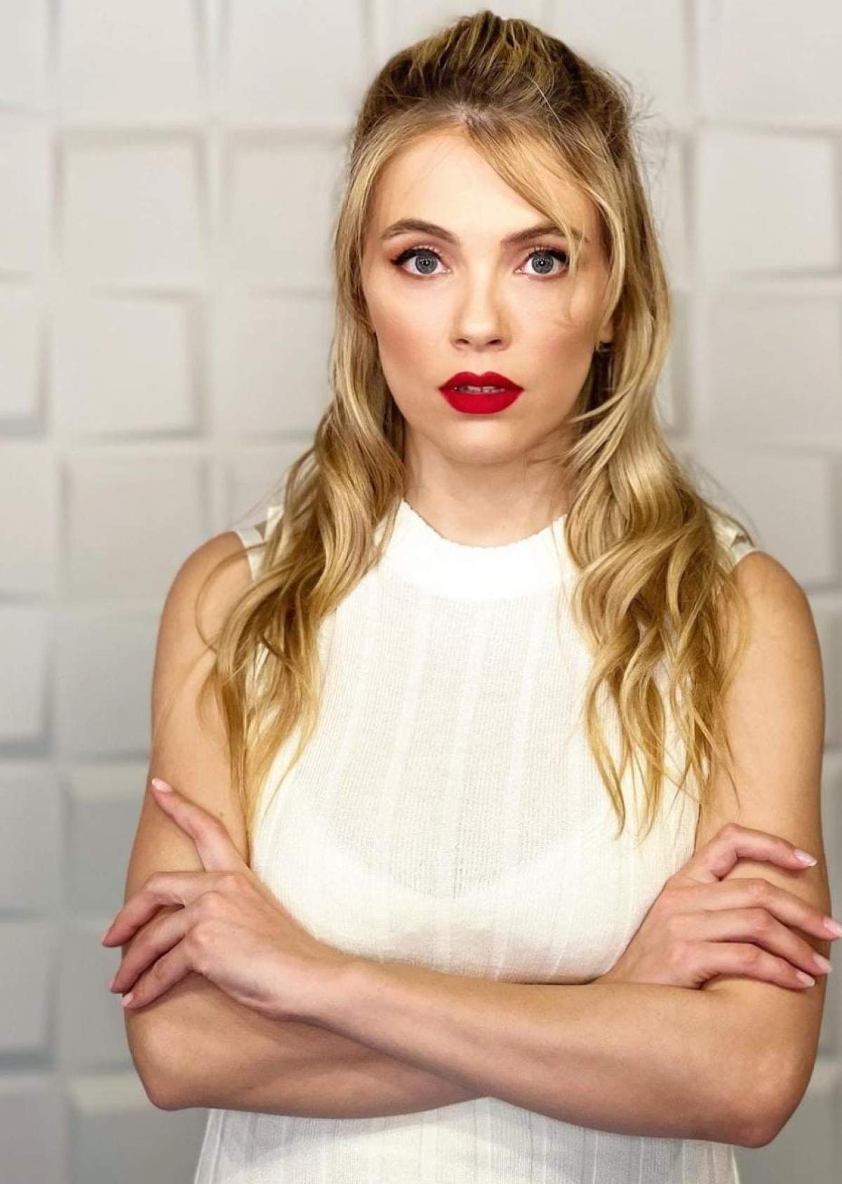 Andreea Ibacka, despre adolescența ei! Andreea Ibacka, dezvăluiri din copilăria sa. Care este motivul pentru care actrița se ascundea de părinții ei: "Era tare ispititor"