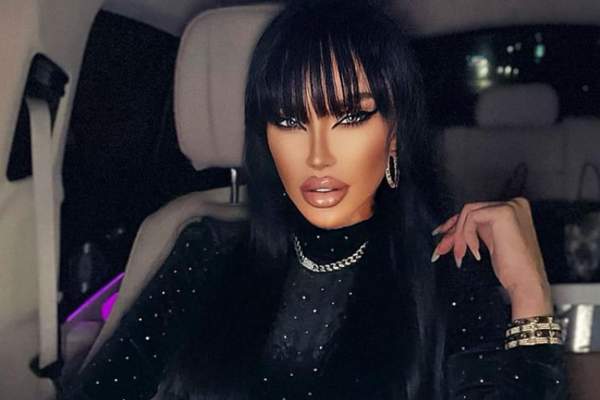 Bianca Drăgușanu, cel mai excentric look la o petrecere de fițe. Cum arată diva brunetă și cu breton