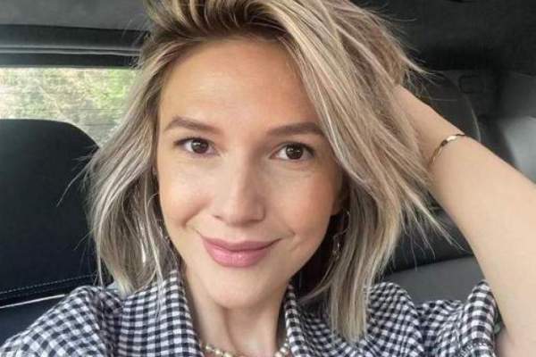 Adela Popescu, dezvăluiri din copilărie! Cum se pregătea artista pentru întâlnirea cu Moș Crăciun: "Eram să leșin"