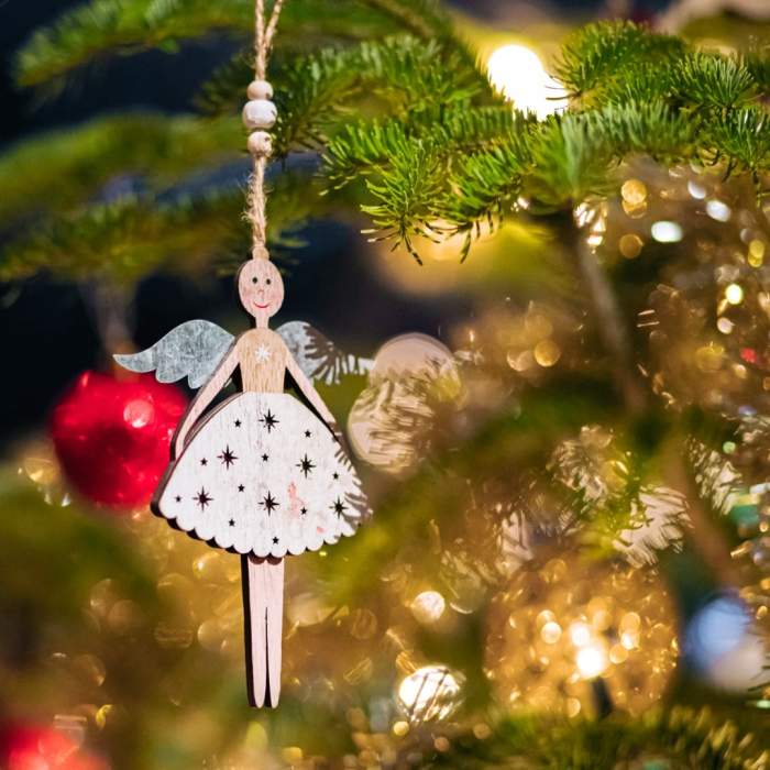 Idei de împodobit bradul pentru Crăciunul 2021. Culori care se poartă și modele din care să te inspiri