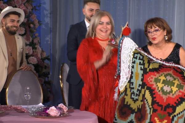 Pe 31 decembrie, de la 16:00, Adriana Trandafir, gazda ediţiei speciale, de Revelion, Star Chef, la Antena Stars