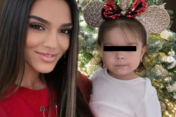 Karmen Simionescu uitase să facă pe Moș Nicolae anul acesta. Cum și-a amintit artista să-i facă o surpriză fetiței sale: „Adio somn”
