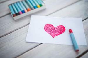 Valentine’s Day 2021. 15 idei de cadouri originale pentru Ziua Îndrăgostiților