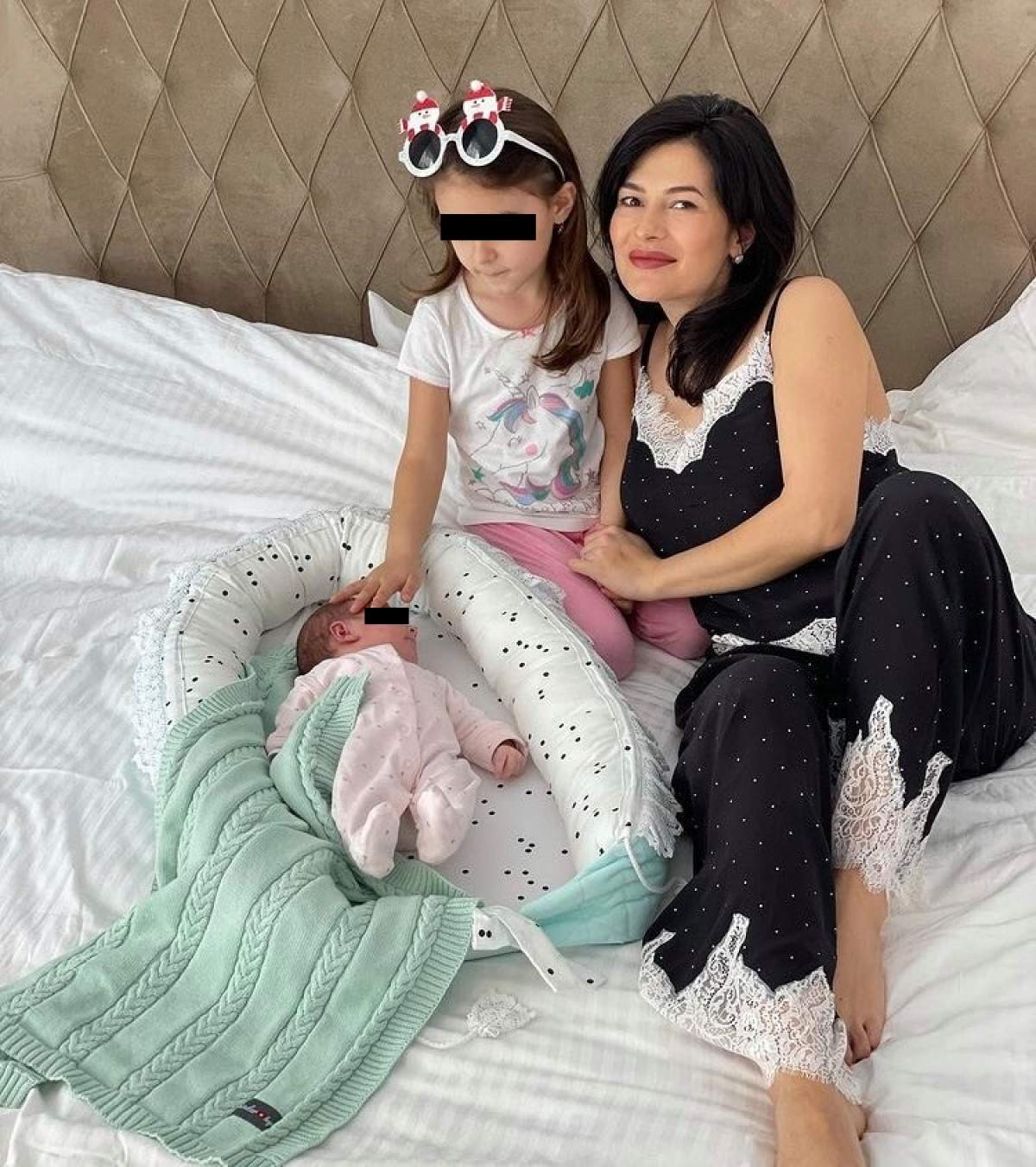 lguța Berbec, imagini de colecție cu fiicele ei lguța Berbec, imagini de colecție cu fiicele ei