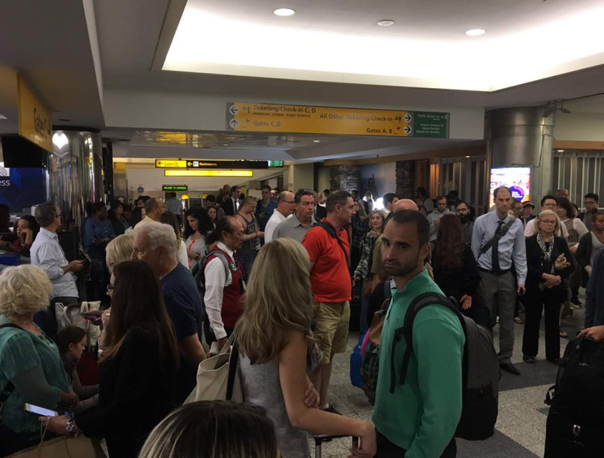 Alertă pe aeroportul din Cancun Alertă pe aeroportul din Cancun