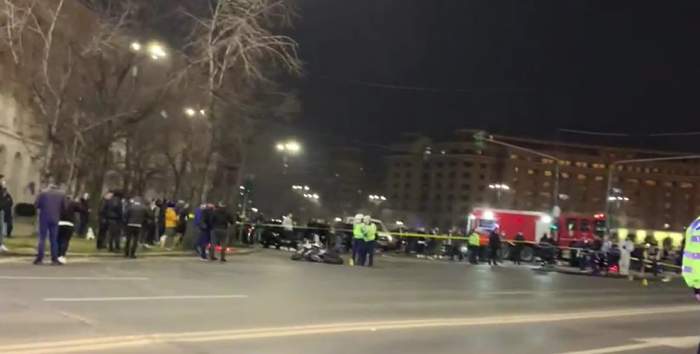 Un polițist a murit într-un accident de motocicletă în fața Palatului Parlamentului / VIDEO