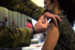 Care este țara in care au ajuns doar 25 de vaccinuri anti-COVID: OMS trage un semnal de alarmă