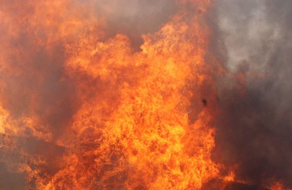 Incendiu devastator de vegetație în Australia Incendiu devastator de vegetație în Australia