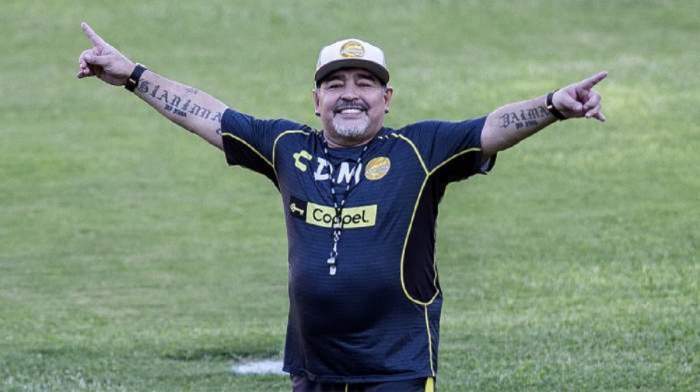DIego Maradona a murit la 60 de ani