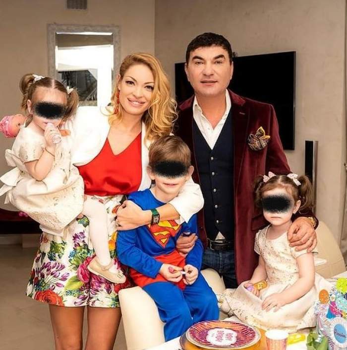 Valentina Pelinel alături de Cristi Borcea și copiii lor