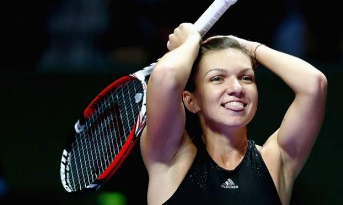 simona halep pe teren