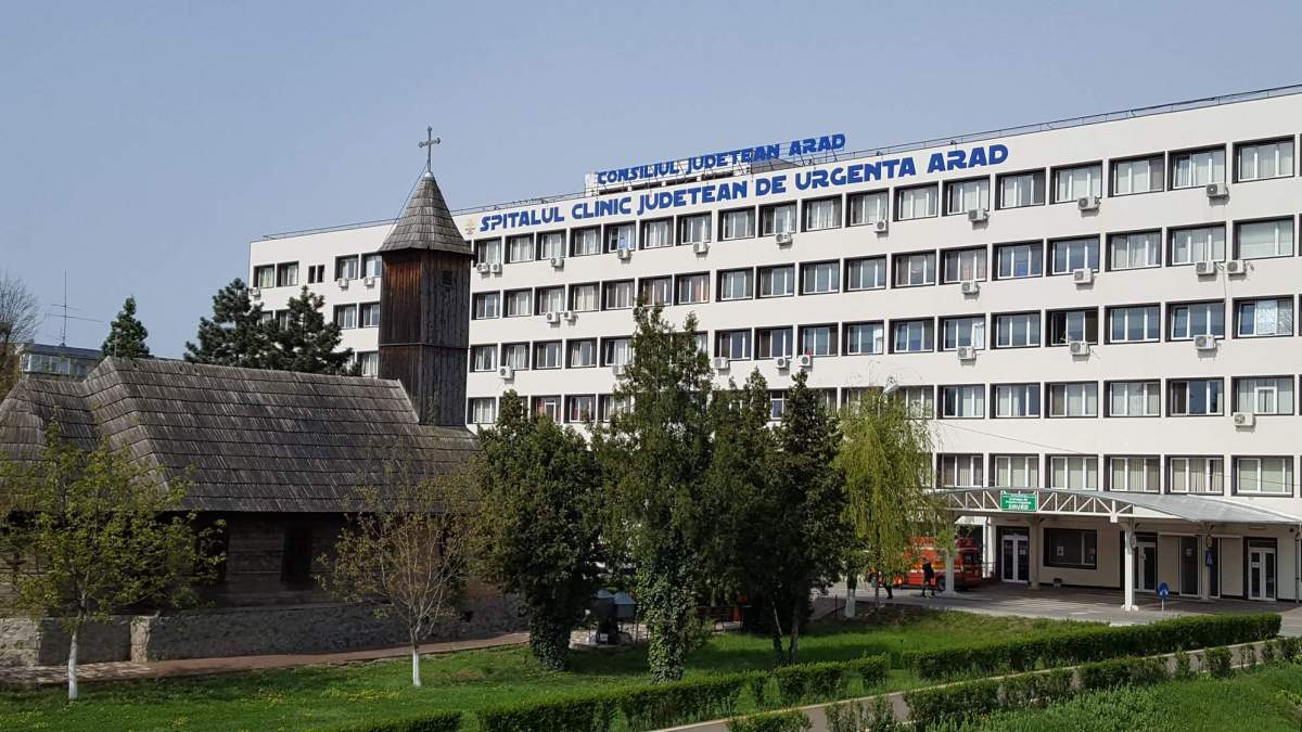 Imagine cu Spitalul Județean din Arad