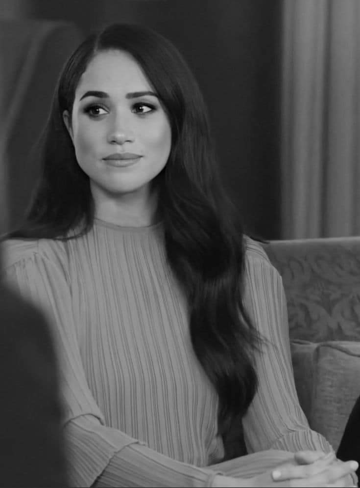 Semnificația secretă a rochiei pe care Meghan Markle a purtat-o la interviul oferit jurnalistei Oprah Winfrey