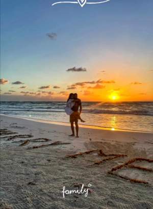 Vlăduța Lupău și Adi Rus, complici, pe plajă, la cererea în căsătorie a prietenei lor: ”Trebuie să zici un singur cuvânt” / FOTO