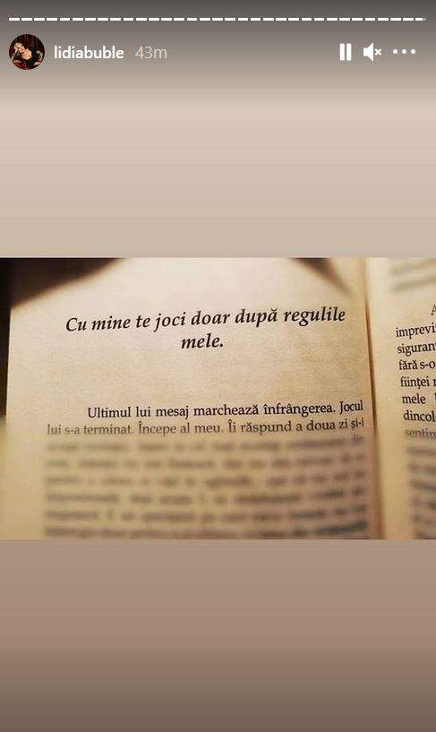 Lidia Buble a distribuit pe Instagram o imagine cu o pagină dintr-o carte.