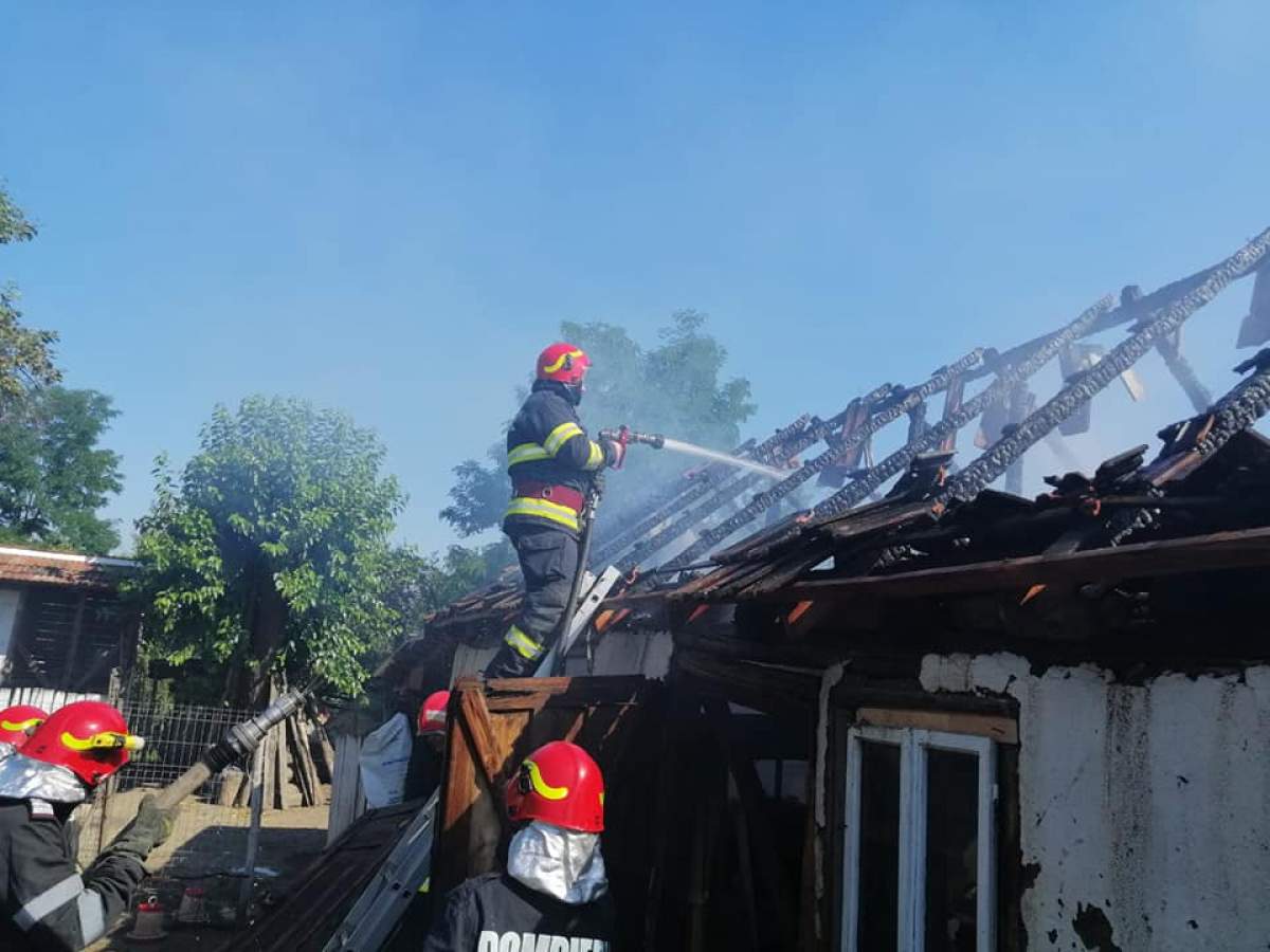 Un tată și fetița lui au ars de vii în locuința lor din Dolj! Mama copilei s-a salvat în ultimele momente