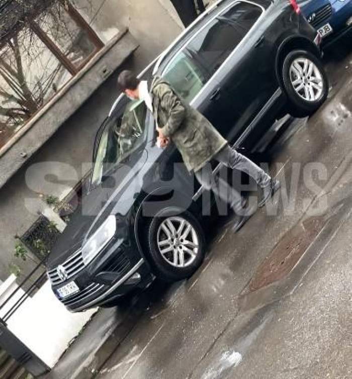 Adela Popescu și Radu Vâlcan se pregătesc intens pentru cel de-al treilea copil. Viitoarea mămică nu vrea să-i lipsească nimic / PAPARAZZI