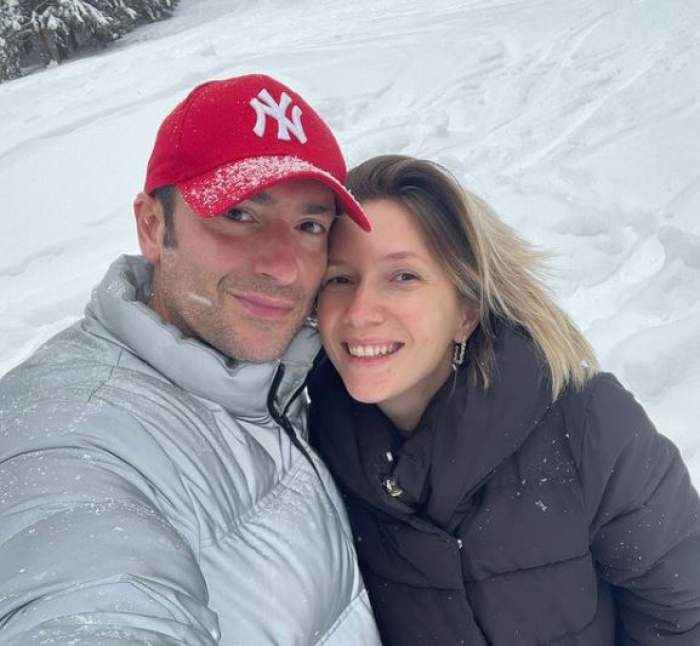 Adela Popescu și Radu Vâlcan în vacanță la munte.