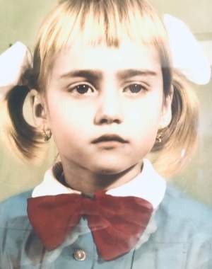 Cum arăta Nadia Comăneci în copilărie. Imagine rară cu gimnasta de 10