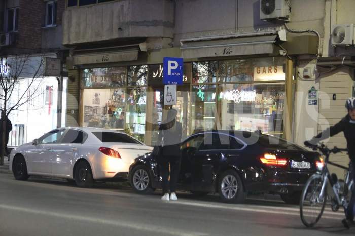 Când vine vorba de cumpărături, lipsa unui loc de parcare nu o oprește! Andreea Raicu, surprinsă la un magazin de optică, iar mașina pe „interzis” / PAPARAZZI