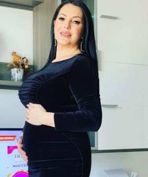 Angela Rusu și fiica sa și-au etalat burtica de gravidă pe internet. Cele două se pregătesc să devină mame / FOTO