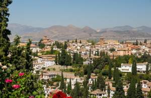 Unde se află Granada, orașul spaniol care ar vrea să alunge românii "în șuturi"