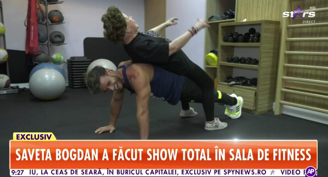 Saveta Bogdan ia lecții de sport de la Dima Trofim! Cântăreața de muzică populară n-a ratat niciun aparat din sală / VIDEO