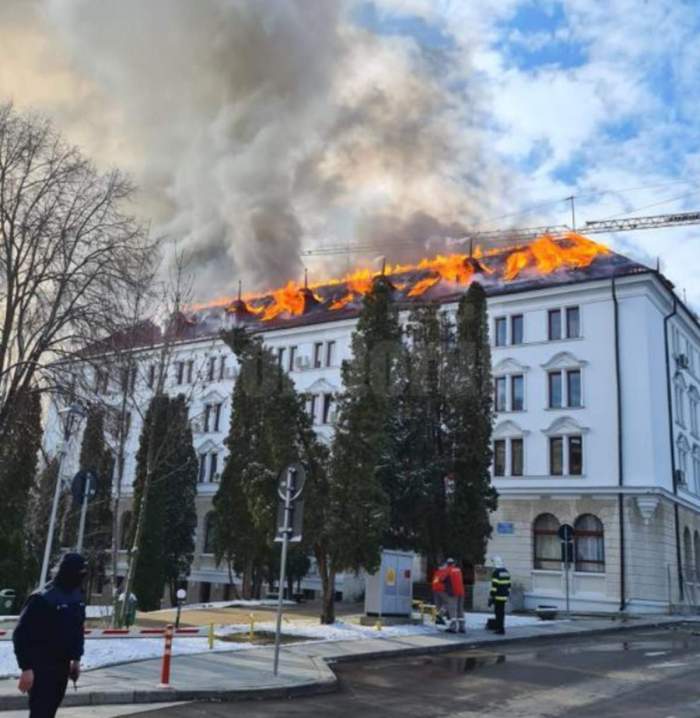Care a fost cauza incendiului puternic de la Palatul Administrativ din Suceava! Ce au descoperit anchetatorii