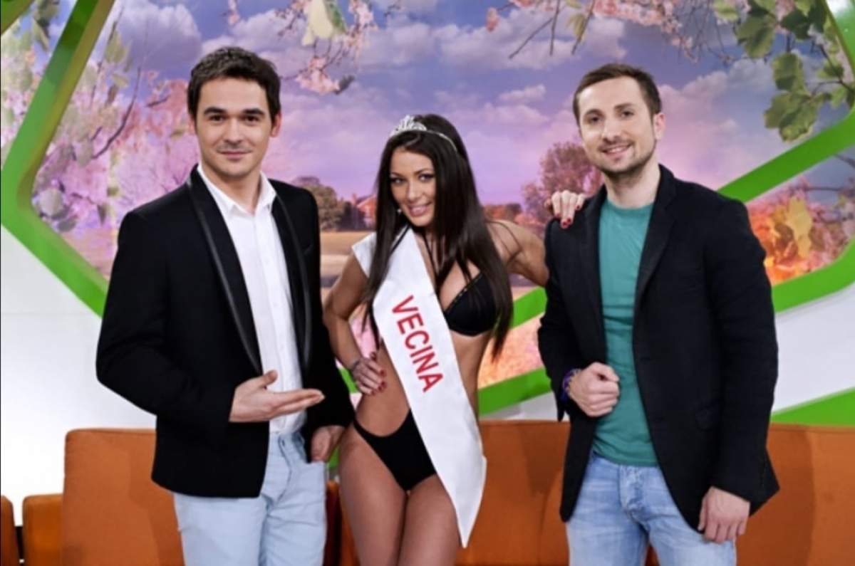 Răzvan Simion, zâmbitor alături de Roxana Vancea și Dani Oțil