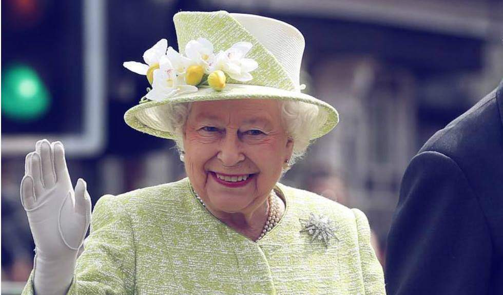 Regina Elisabeta, prima apariție după vaccinarea împotriva COVID-19. Suverana nu a purtat masca de protecție