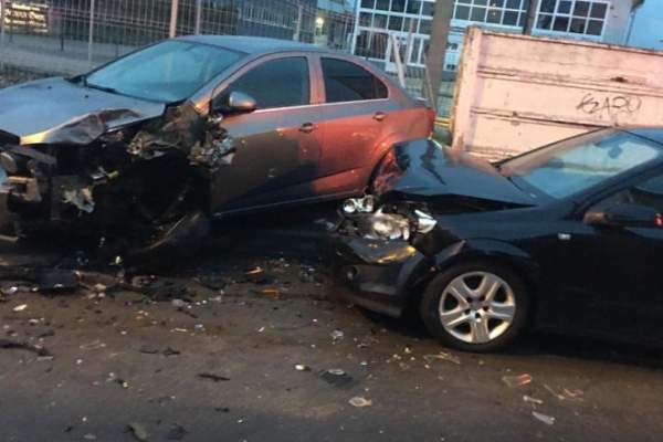 Cine este Adrien Stephane Mureșan, fiul omului de afaceri Sever Mureșan și autorul accidentului cu 12 masini de la Brasov. Tânărul a ajuns la Psihiatrie